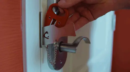 Safety lock – Varnostna ključavnica 02